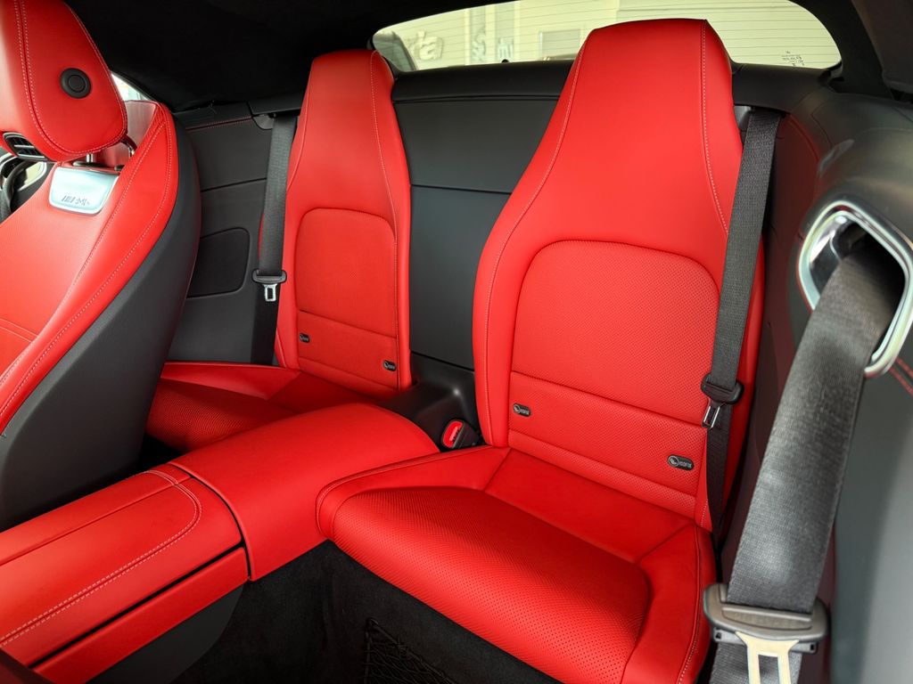 Mercedes-Benz SL 43 AMG 2024