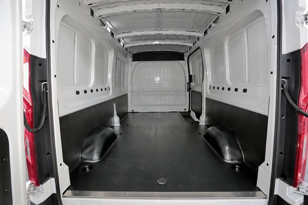 Maxus eDeliver 9 2023