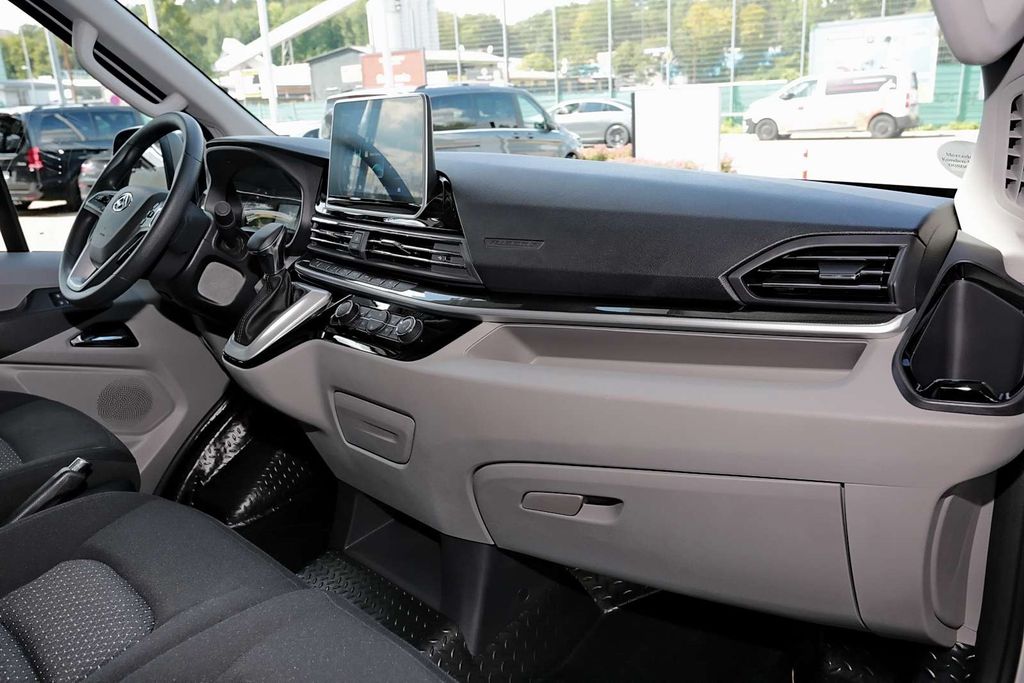 Maxus eDeliver 9 2023