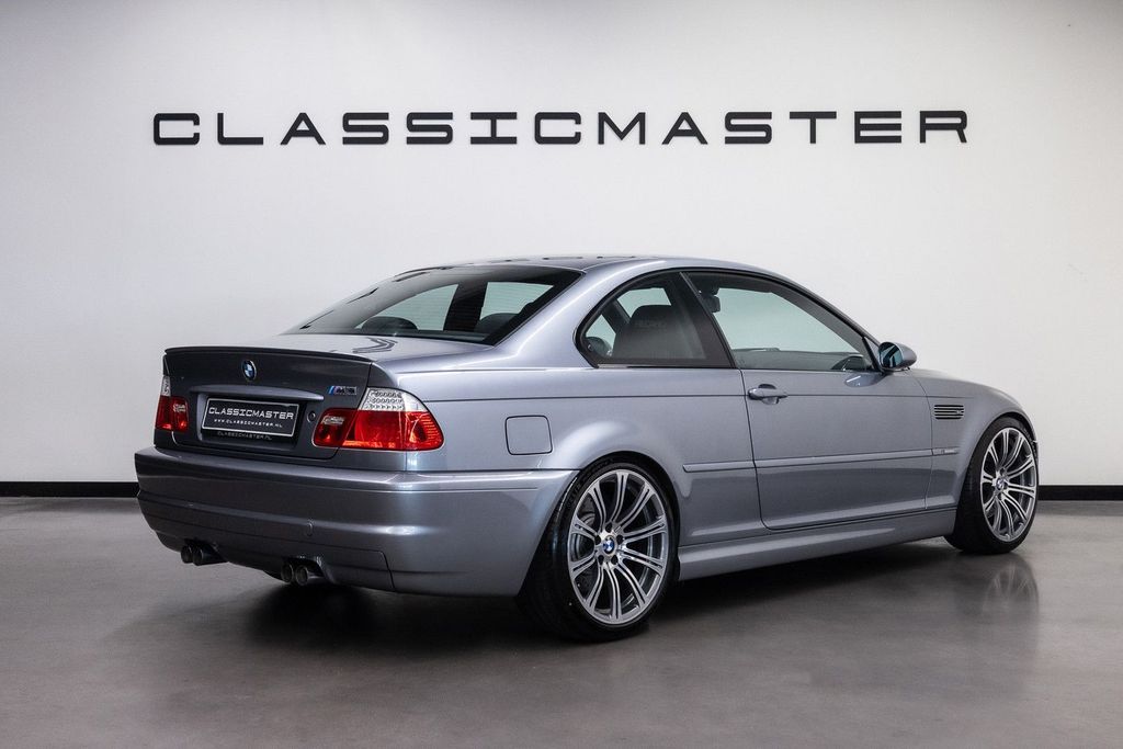 BMW M3 2004