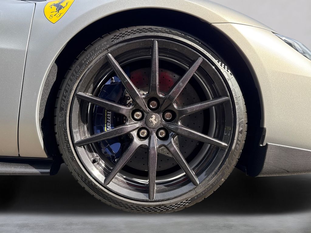 Ferrari 296 GTB 2024