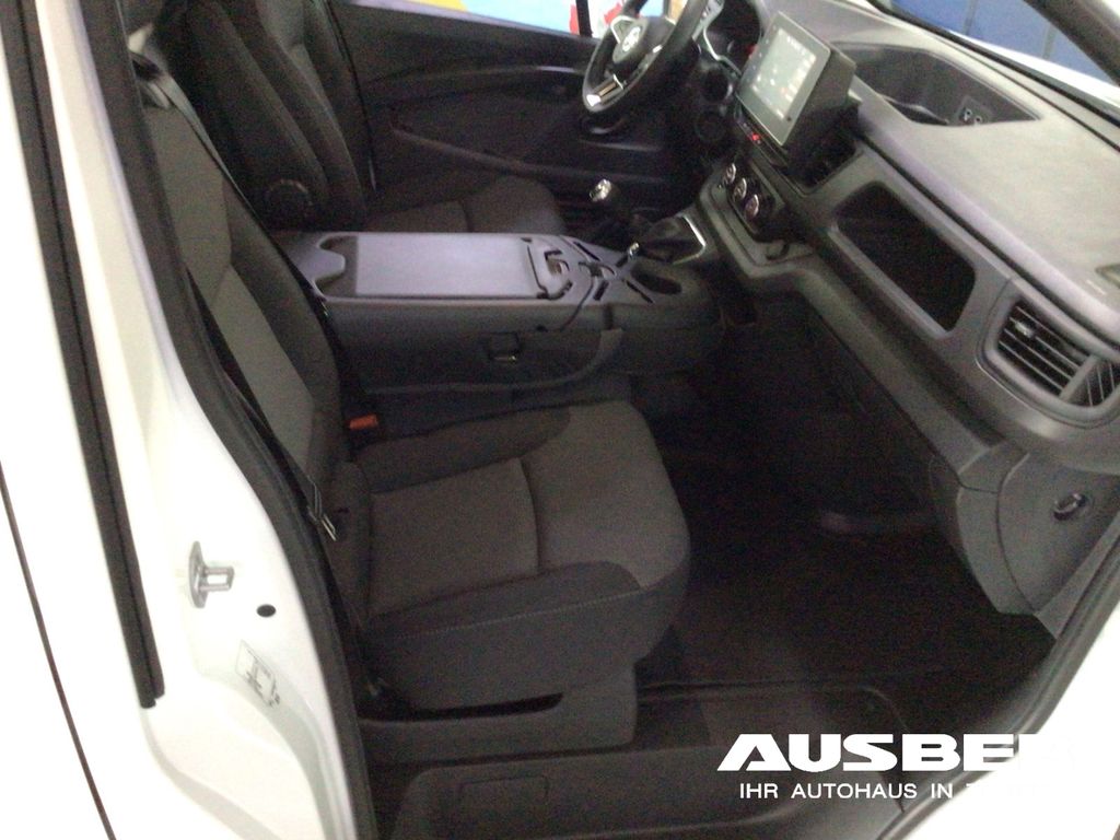 Nissan Primastar 2024