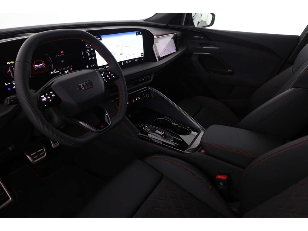 Audi SQ5 2025