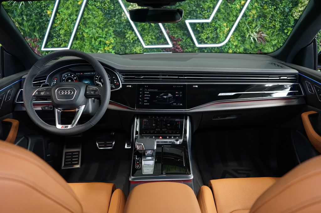 Audi RSQ8 2025