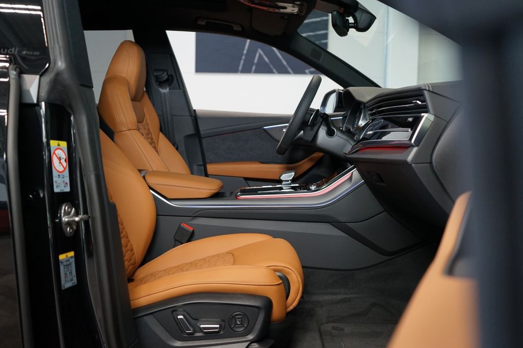 Audi RSQ8 2025