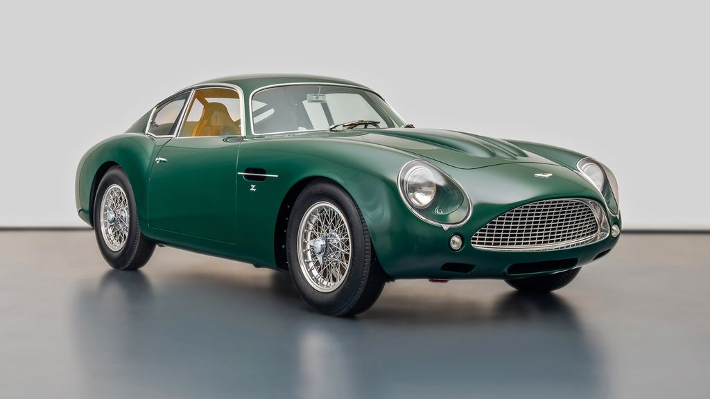 Aston Martin DB 2019