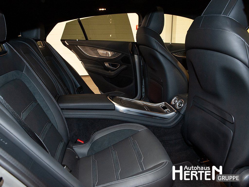 Mercedes-Benz AMG GT 2024