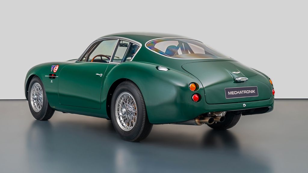 Aston Martin DB 2019