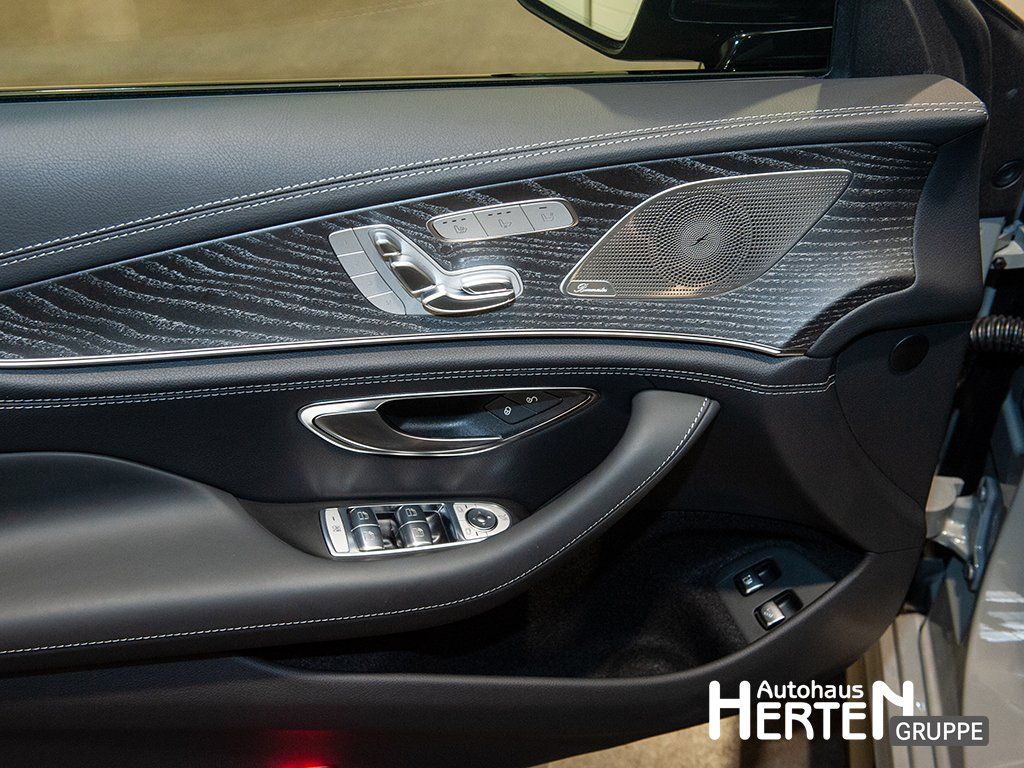 Mercedes-Benz AMG GT 2024