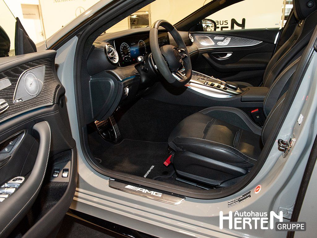 Mercedes-Benz AMG GT 2024