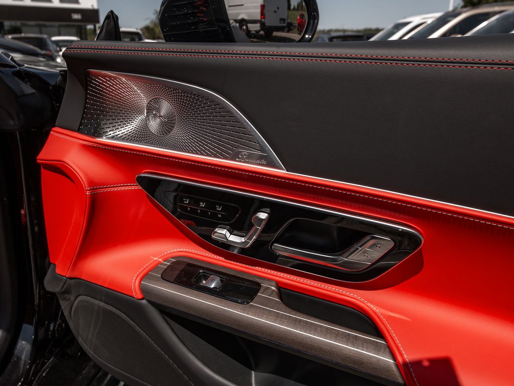 Mercedes-Benz SL 63 AMG 2025