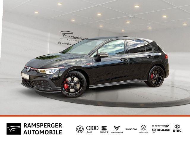 Volkswagen Golf 2024