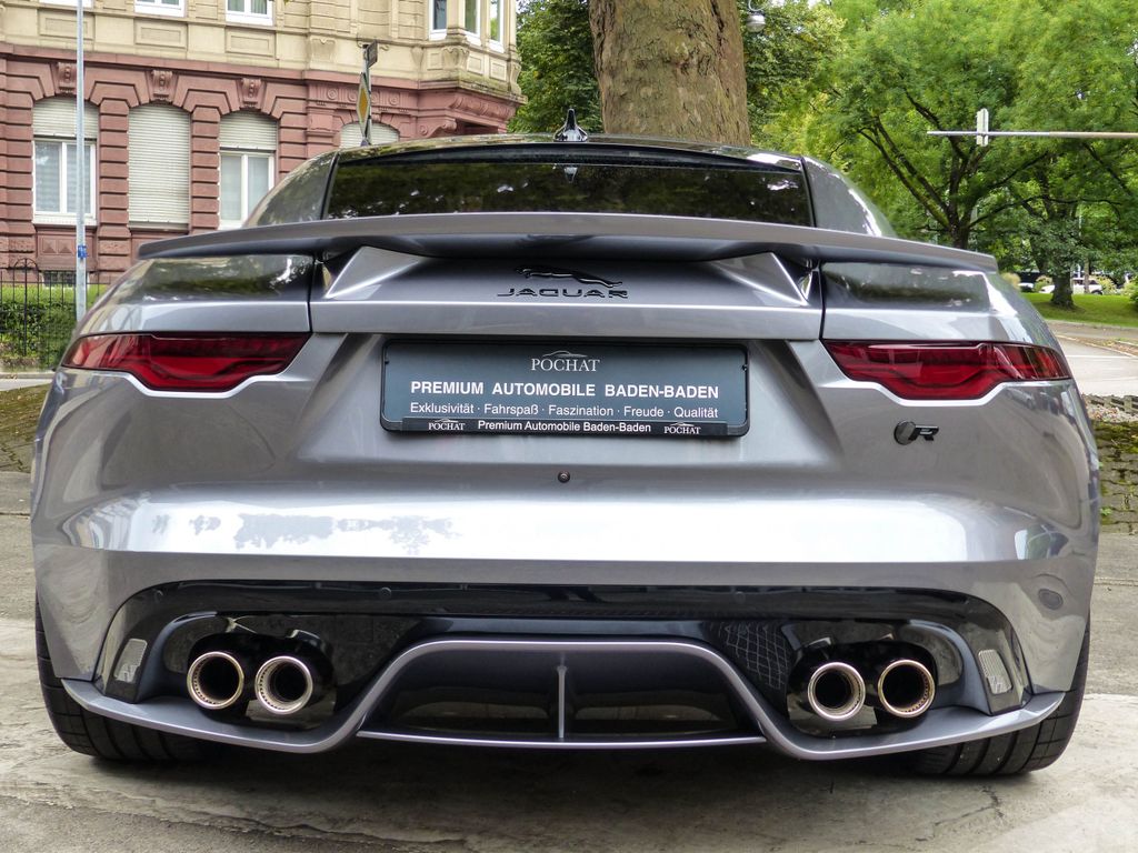 Jaguar F-Type 2024
