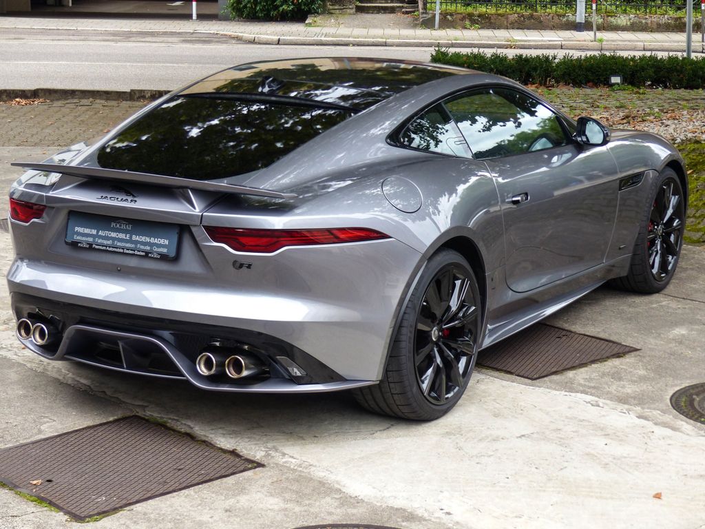 Jaguar F-Type 2024