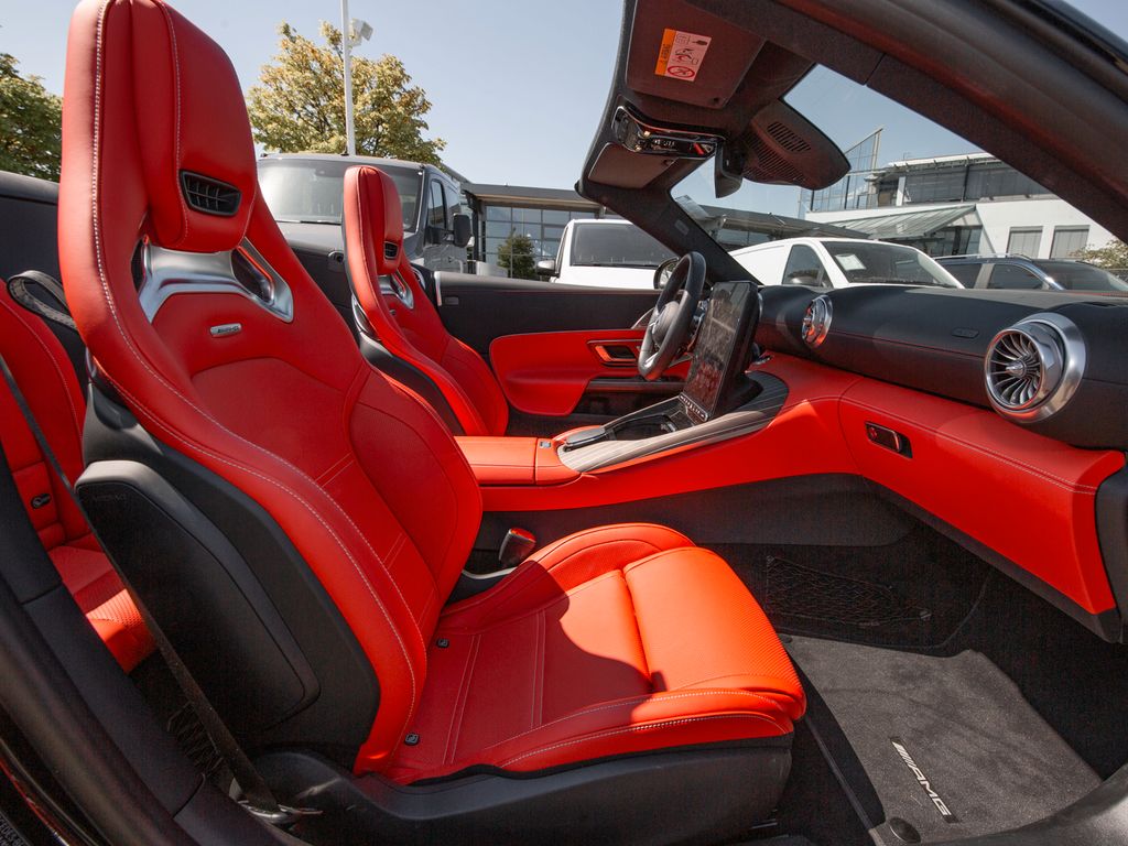 Mercedes-Benz SL 63 AMG 2025