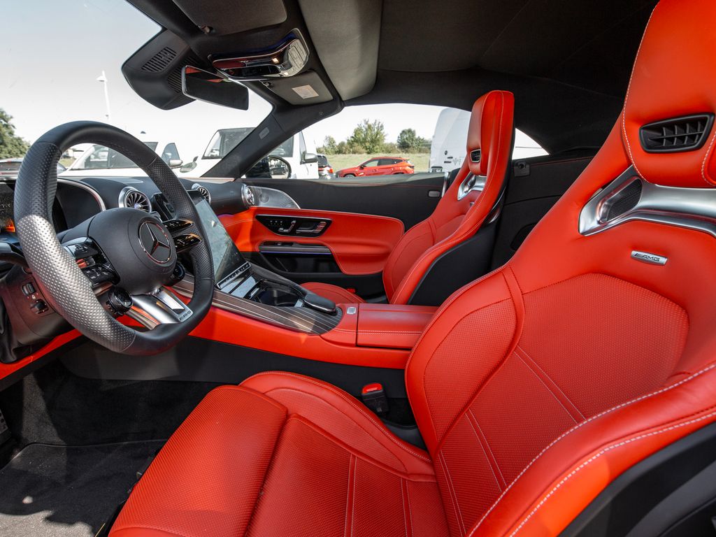 Mercedes-Benz SL 63 AMG 2025