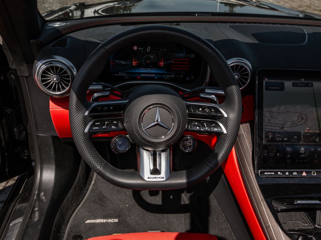 Mercedes-Benz SL 63 AMG 2025