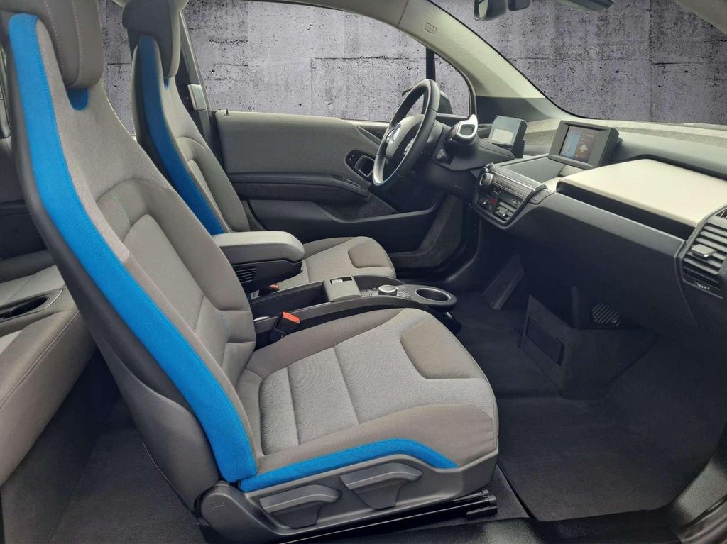 BMW i3 2022