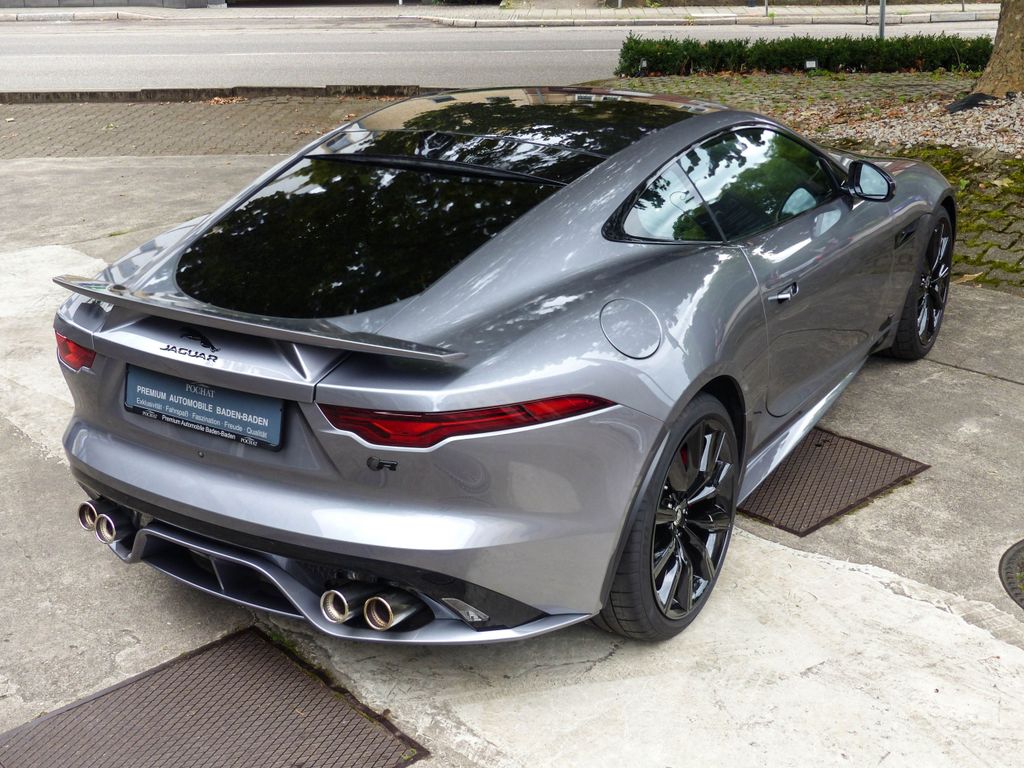 Jaguar F-Type 2024