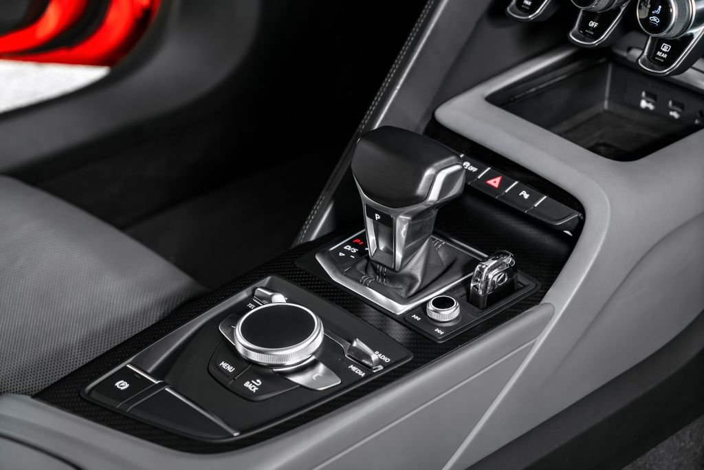Audi R8 2015