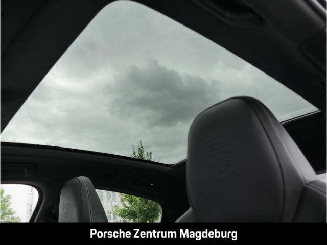 Porsche Cayenne 2025