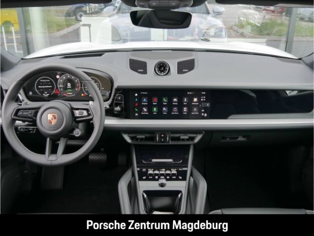 Porsche Cayenne 2025