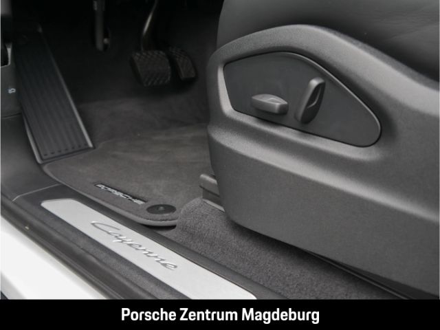 Porsche Cayenne 2025