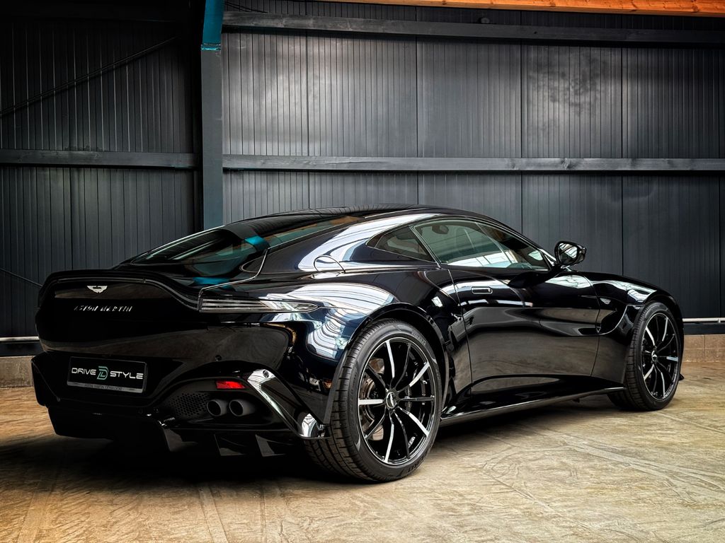 Aston Martin V8 Vantage 2023
