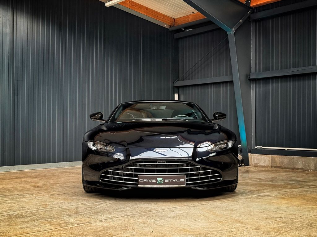 Aston Martin V8 Vantage 2023