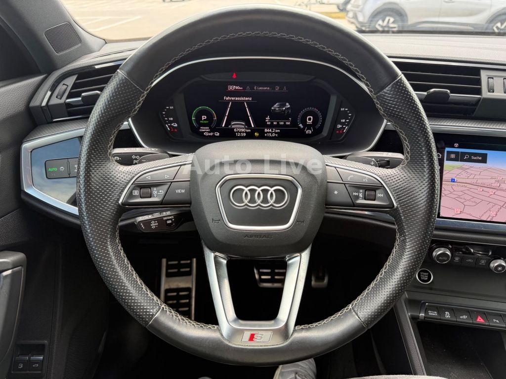 Audi Q3 2021