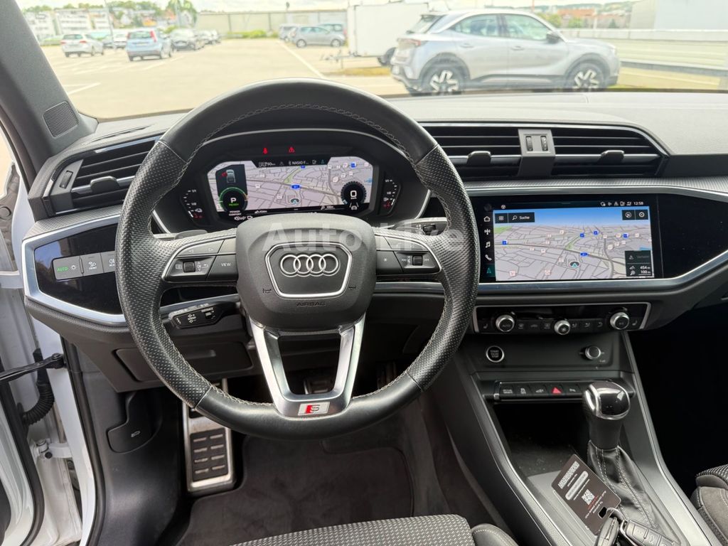 Audi Q3 2021