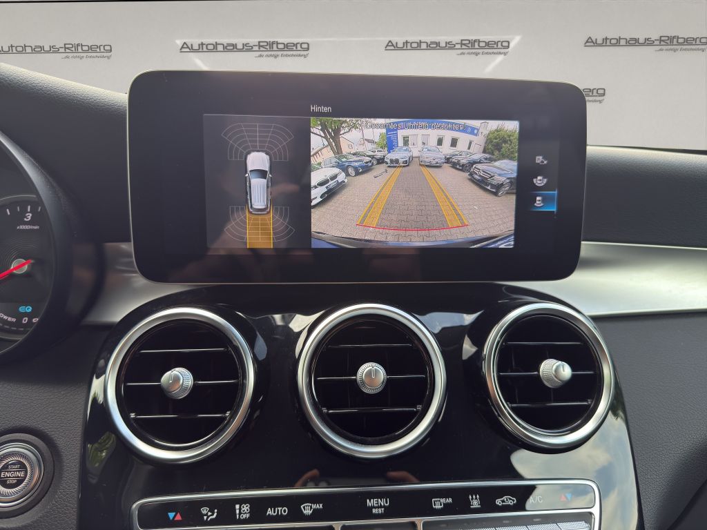Mercedes-Benz GLC 300 2022
