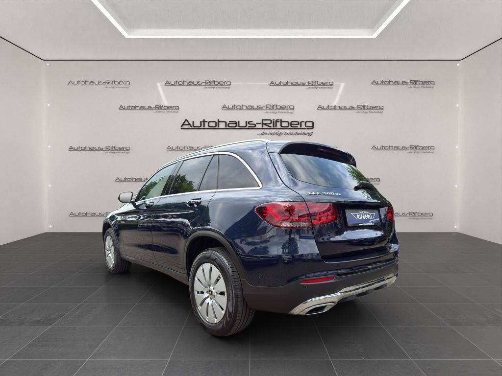 Mercedes-Benz GLC 300 2022