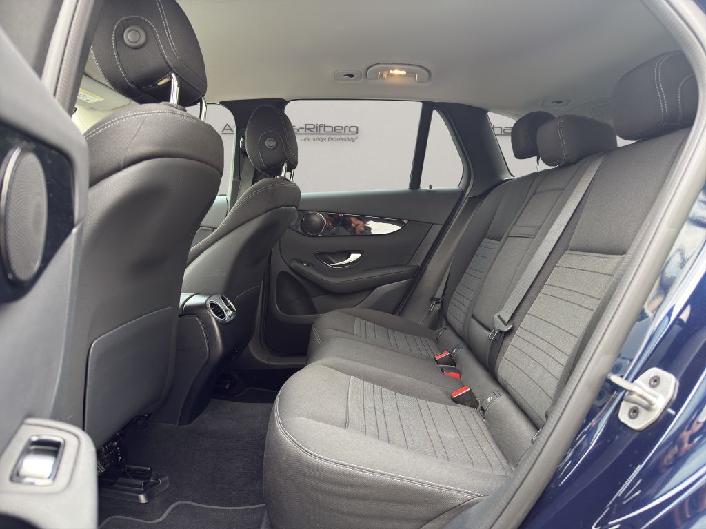 Mercedes-Benz GLC 300 2022