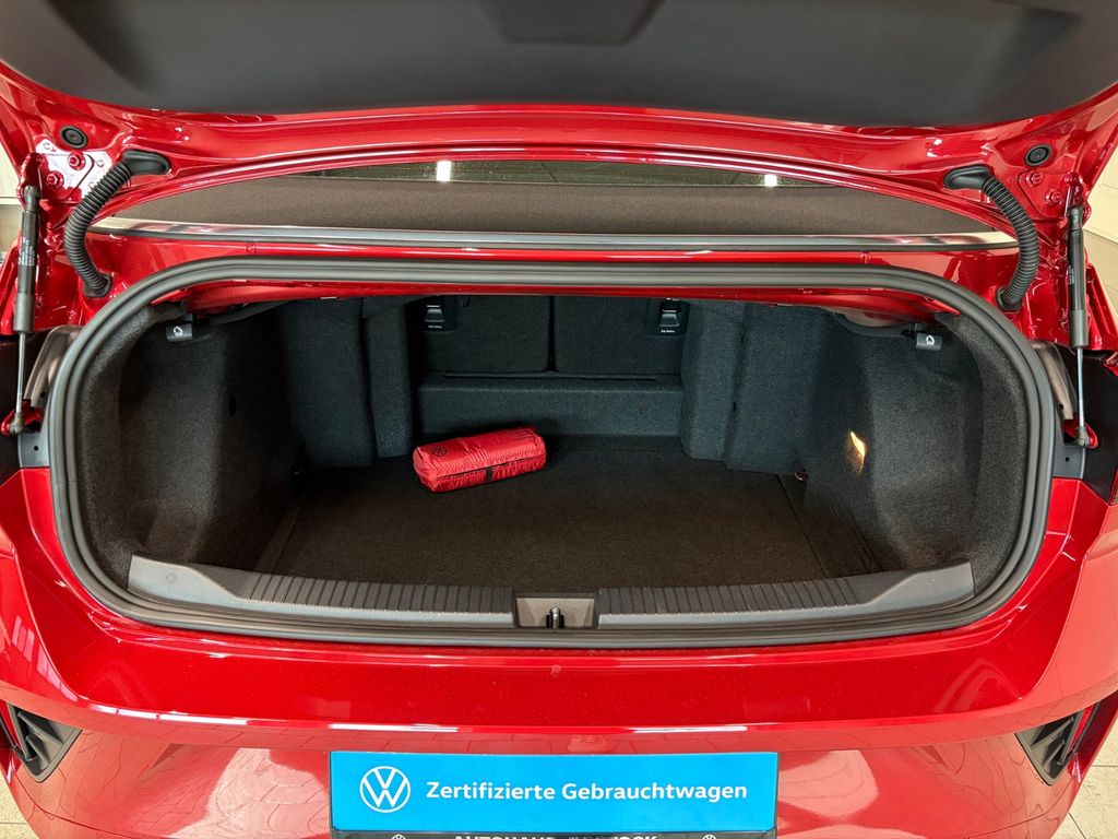 Volkswagen T-Roc 2024