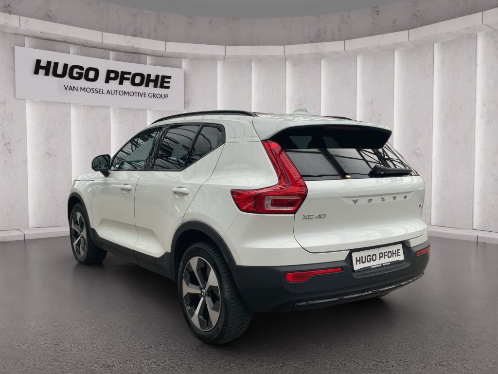 Volvo XC40 2024