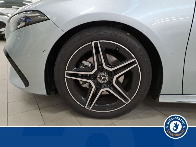 Mercedes-Benz A 180 2024