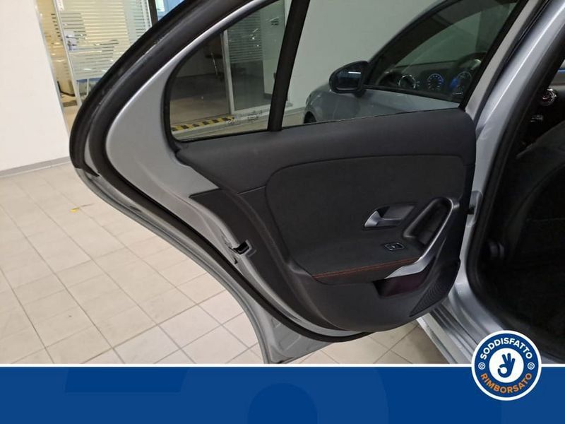 Mercedes-Benz A 180 2024