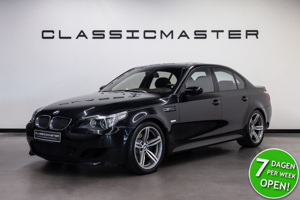 BMW M5 2005