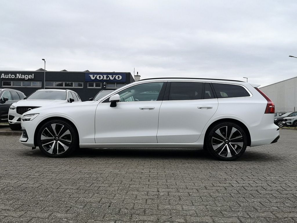 Volvo V60 2022