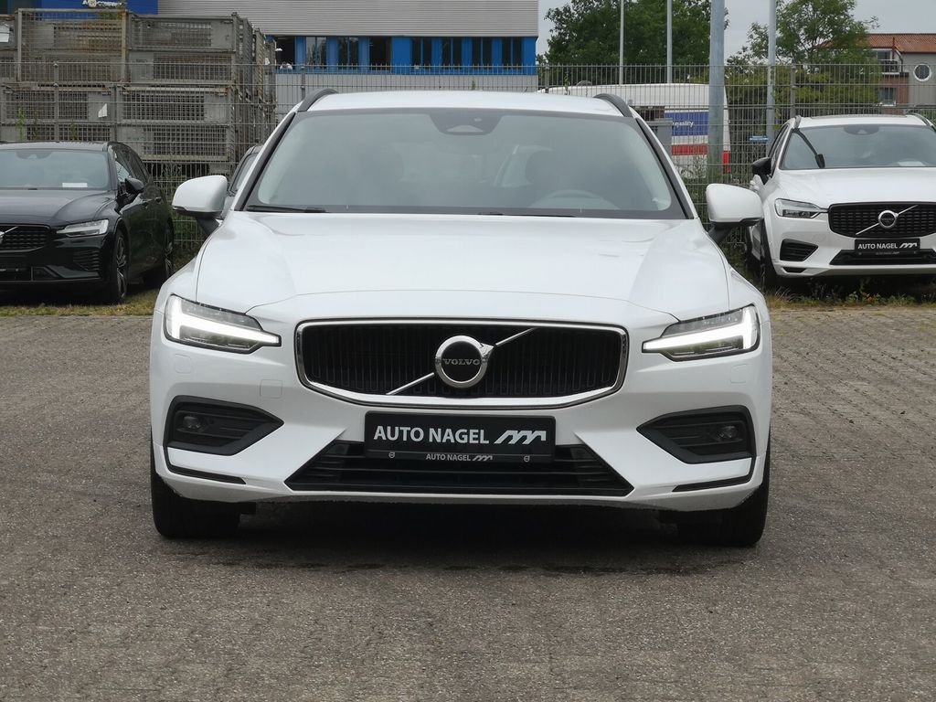 Volvo V60 2022