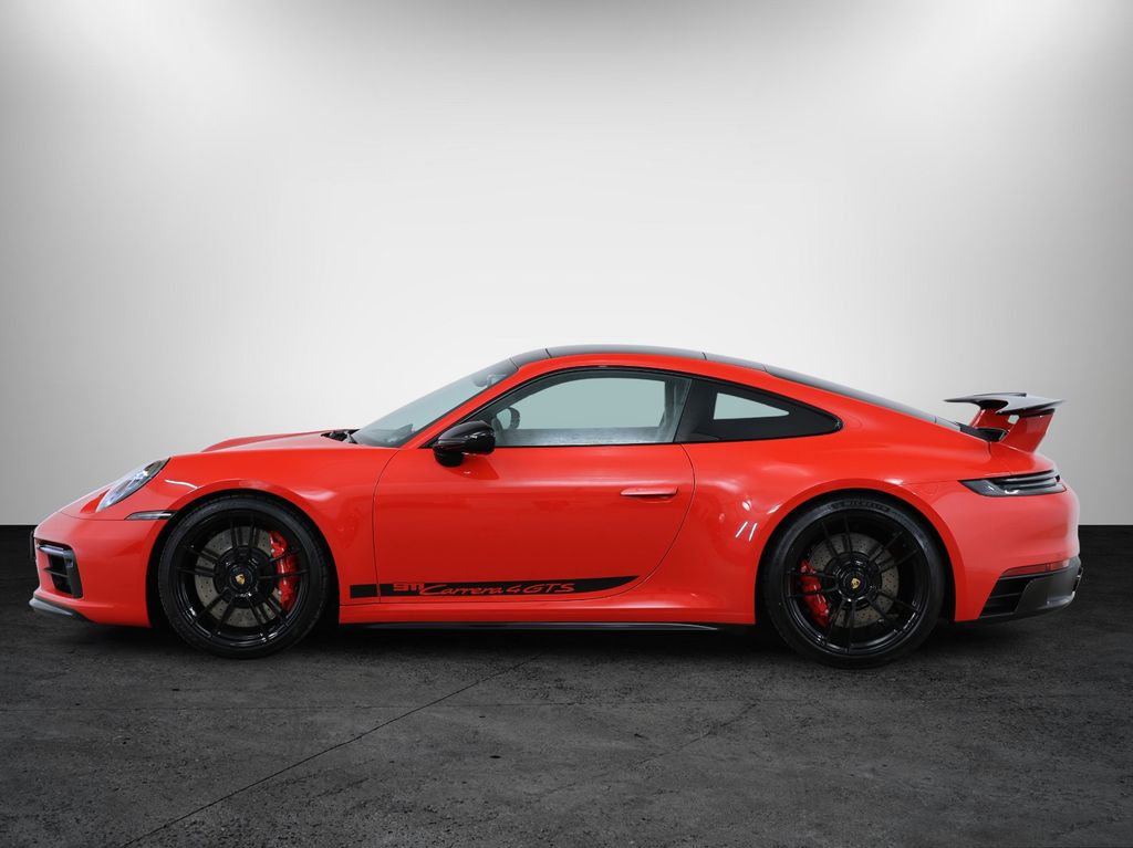 Porsche 992 2024