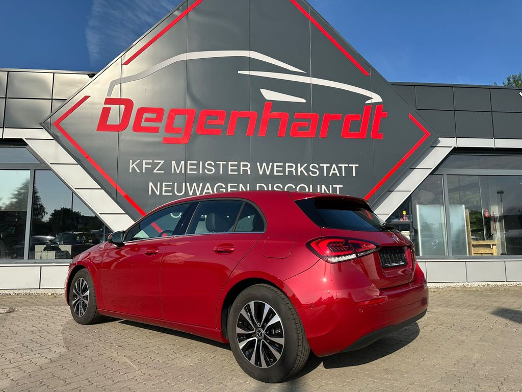 Mercedes-Benz A 180 2022