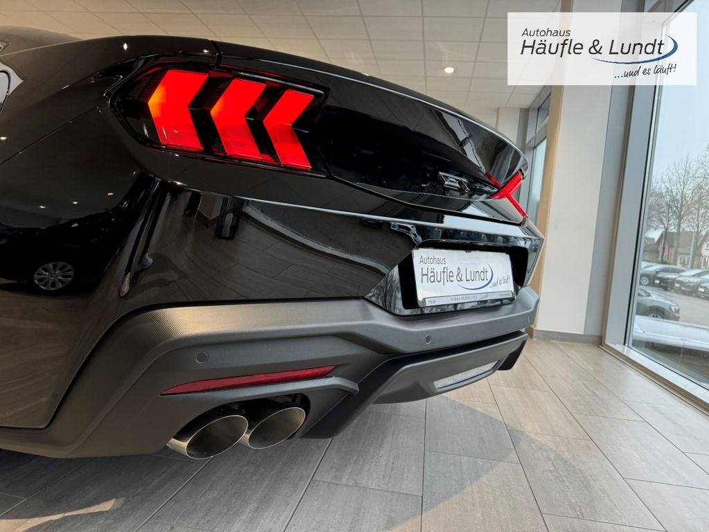 Ford Mustang 2025