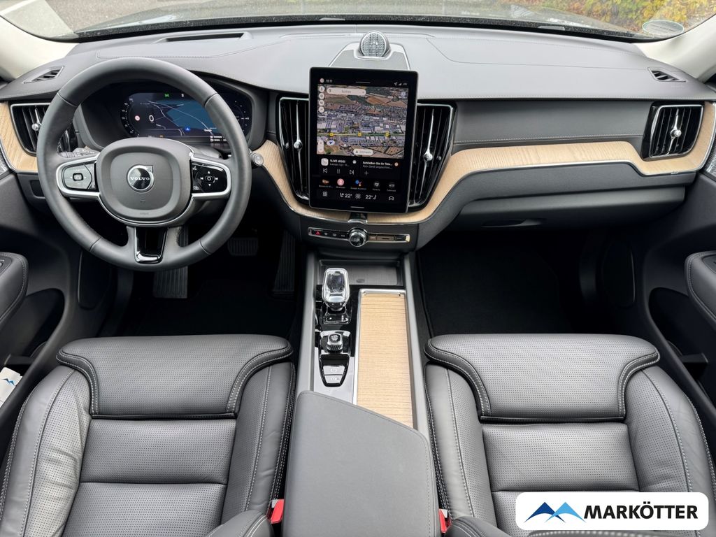 Volvo XC60 2025