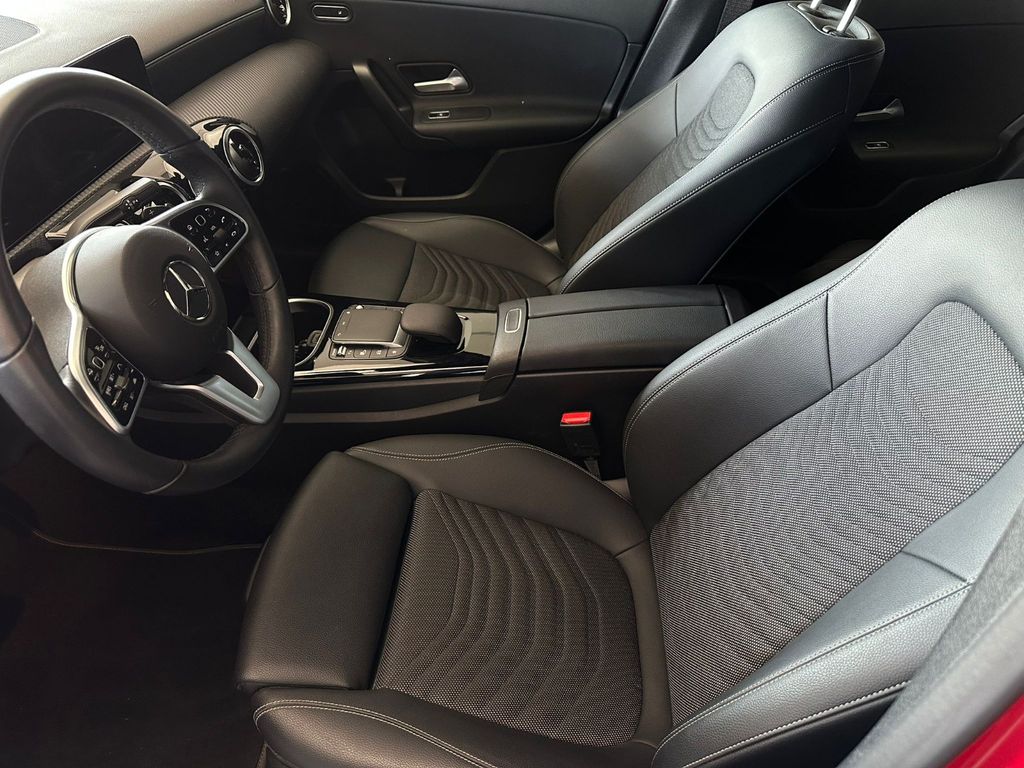 Mercedes-Benz A 180 2022