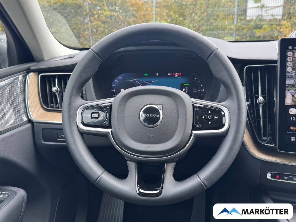 Volvo XC60 2025