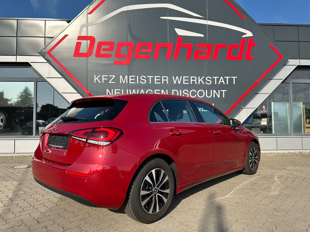 Mercedes-Benz A 180 2022