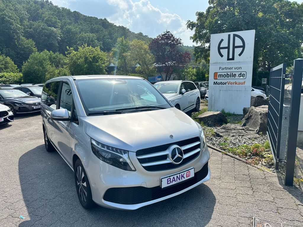 Mercedes-Benz V 220 2023