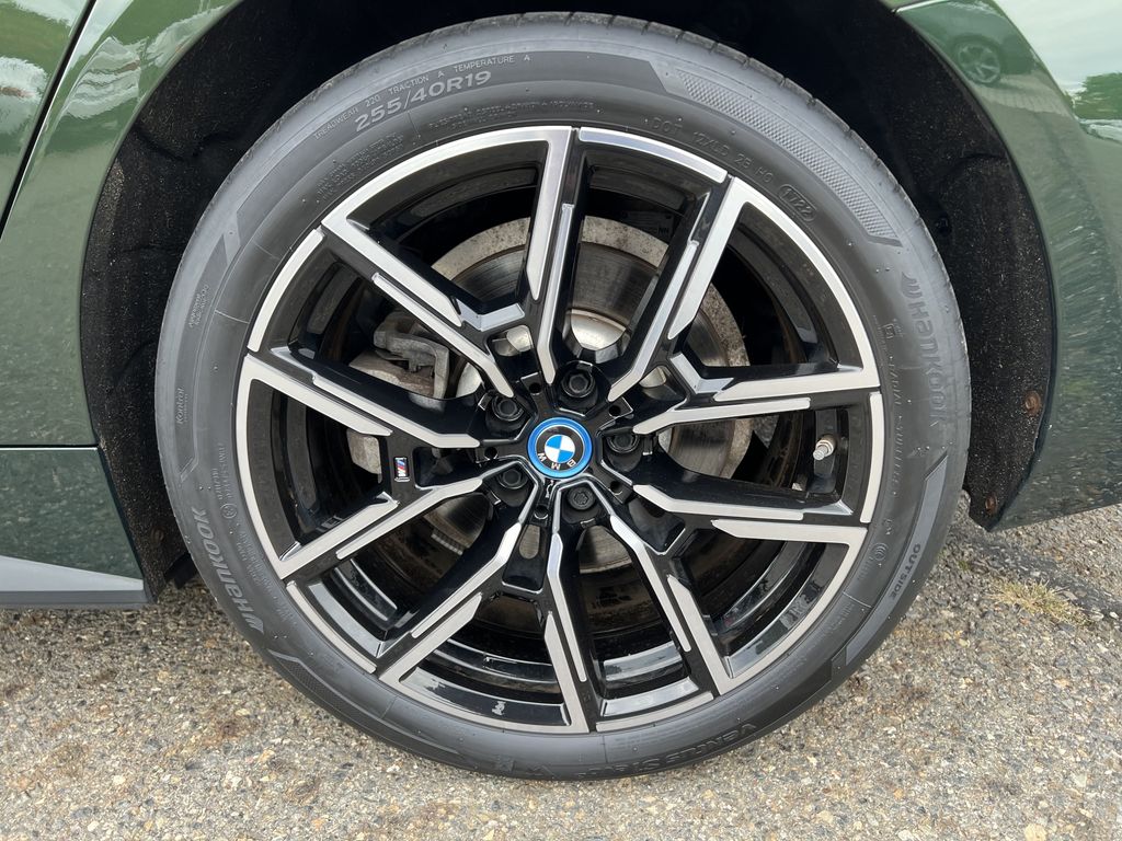 BMW i4 2022